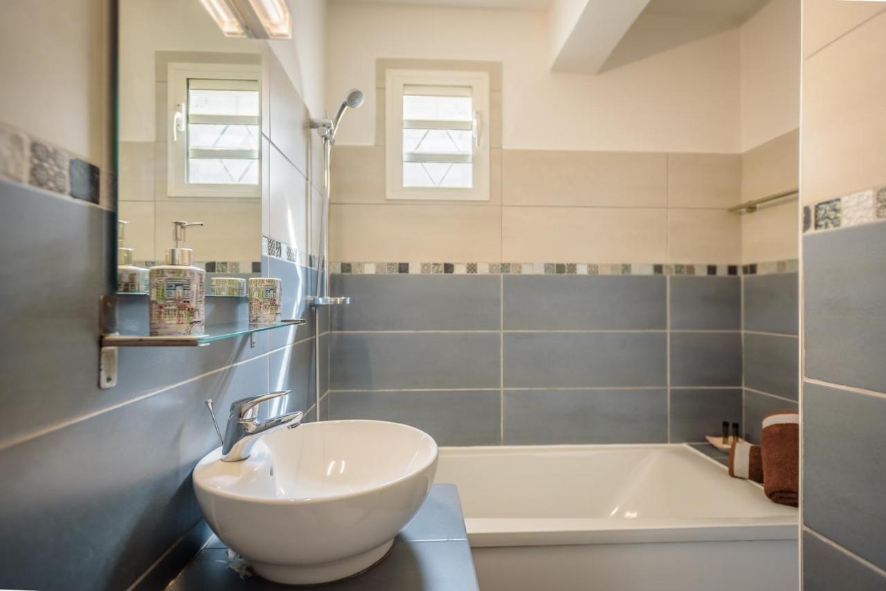 Appartements Et Chambres En Coeur De Ville Saint-Denis - Entree Autonome - Check In 14H30- Exterior foto
